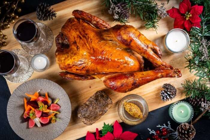 Stuffed Whole turkey (Stuffing Foie gras tuffle 1 Kg) 10 pax